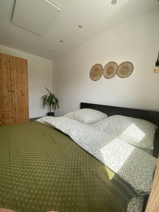 Gemuetliche Wohnung -Schwarzwald Neuweiler  Bagian luar foto